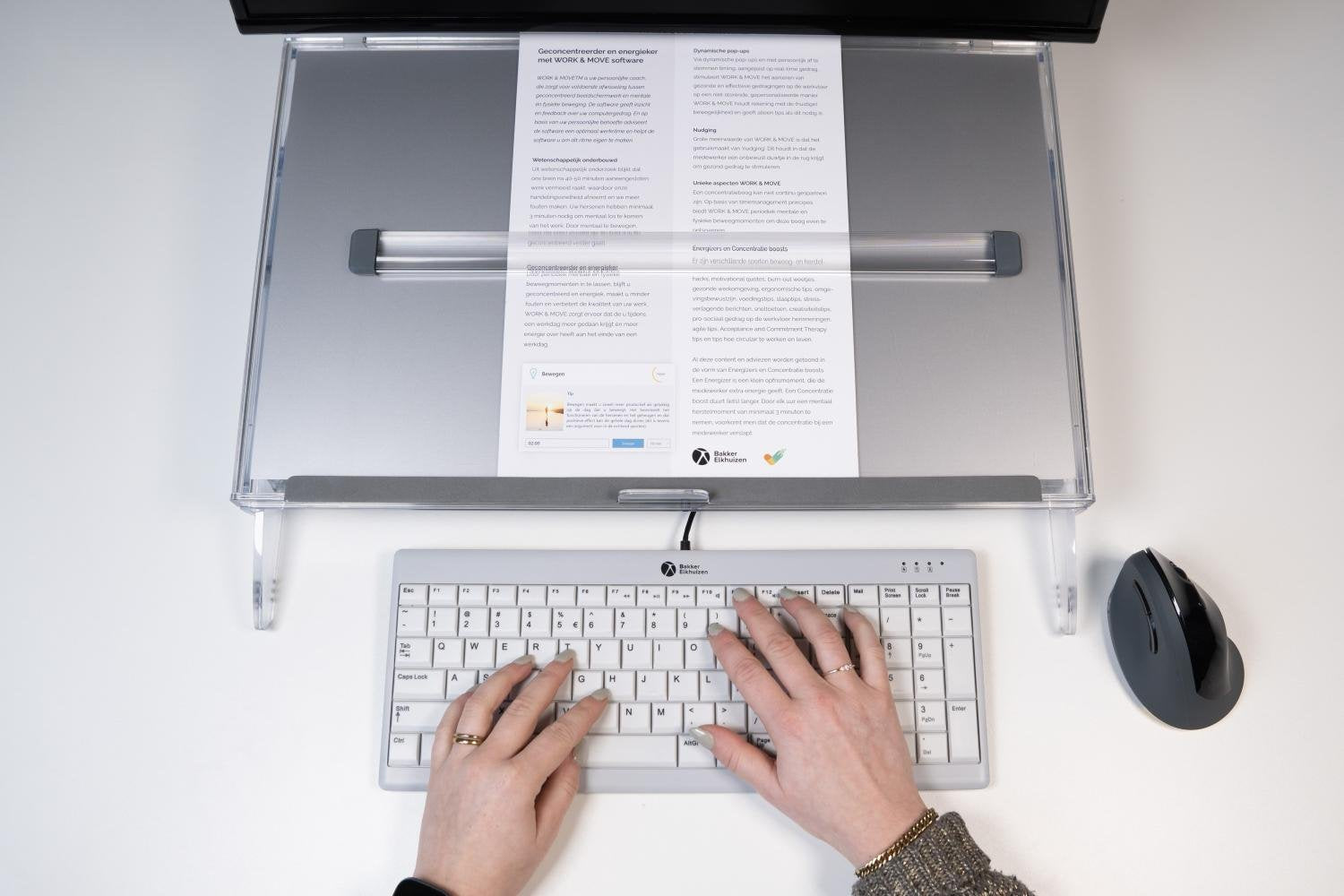 ComfortRead Ruler/Magnifier - ErgoWorkers